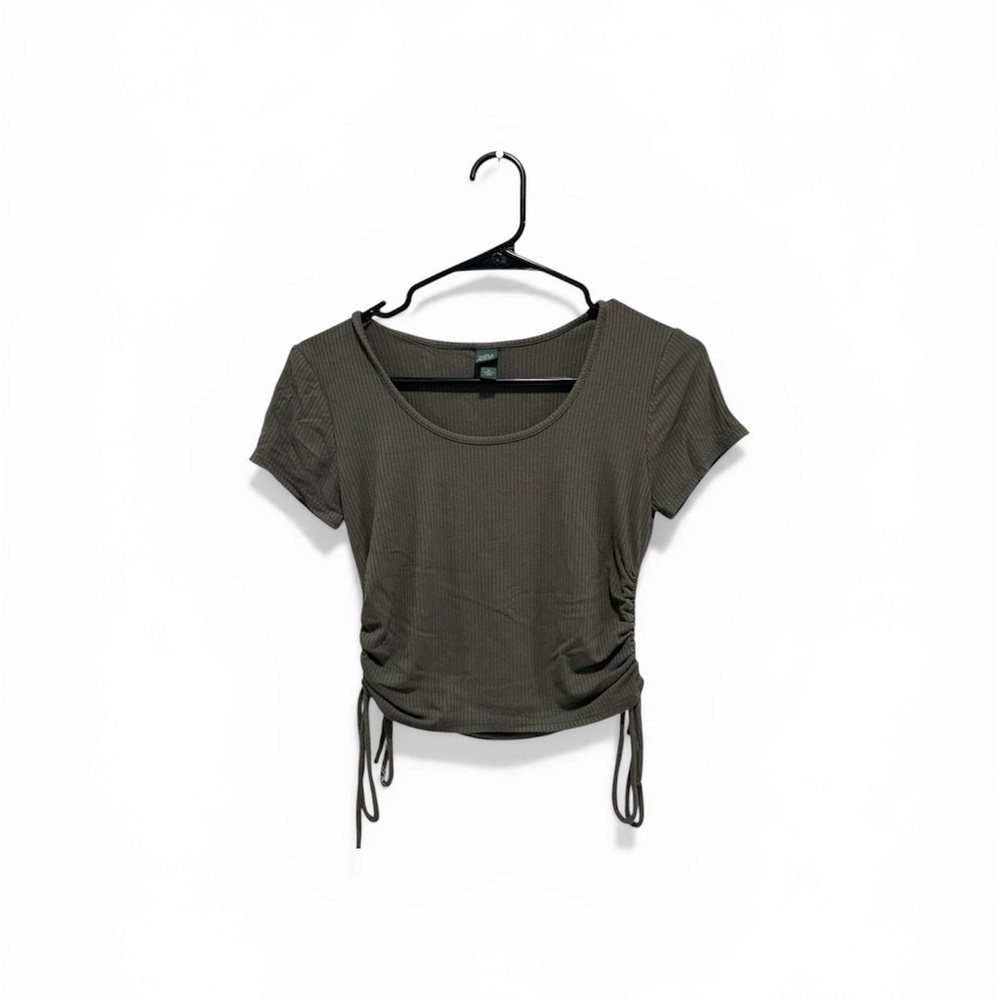 Wild Fable Green Short Sleeve Cropped Top Ribbed Ruched Tassels Medium - Picture 2 of 5